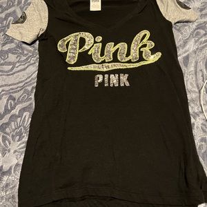 T shirt pink